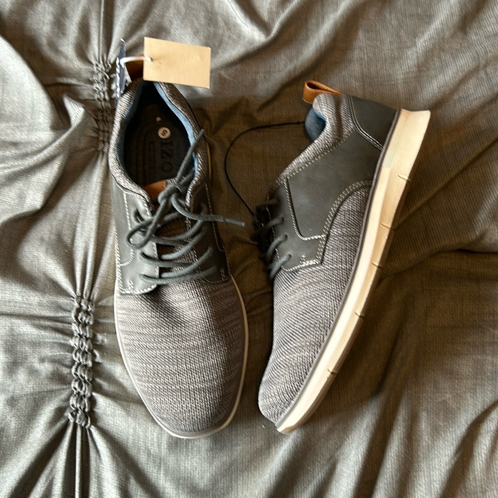 IZOD Shoes Mens Sz 8 Gray Kyler Lace Up Memory Foam Casual Comfort NWOB